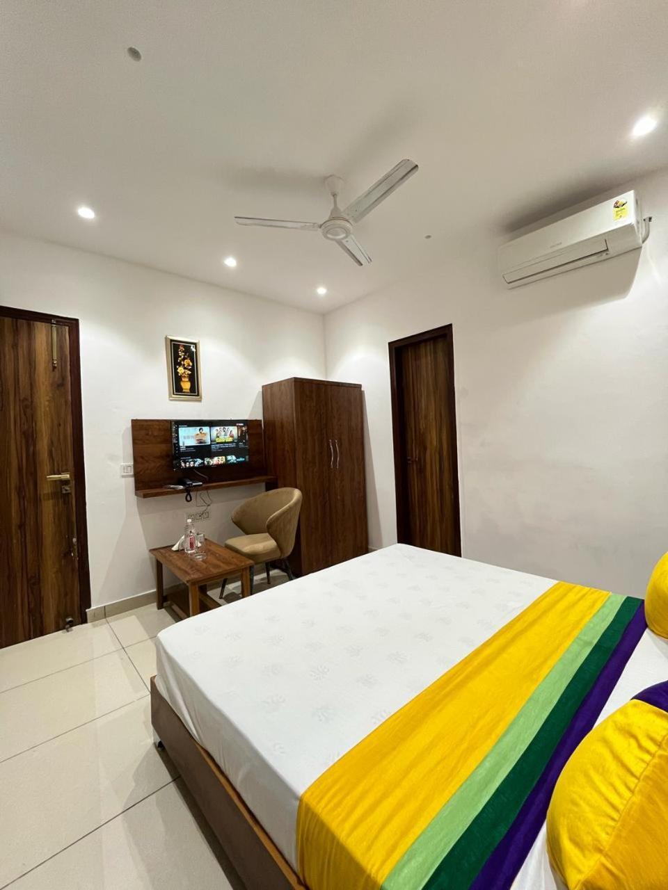 Hotel Platinum Inn Ludhiana Exterior photo